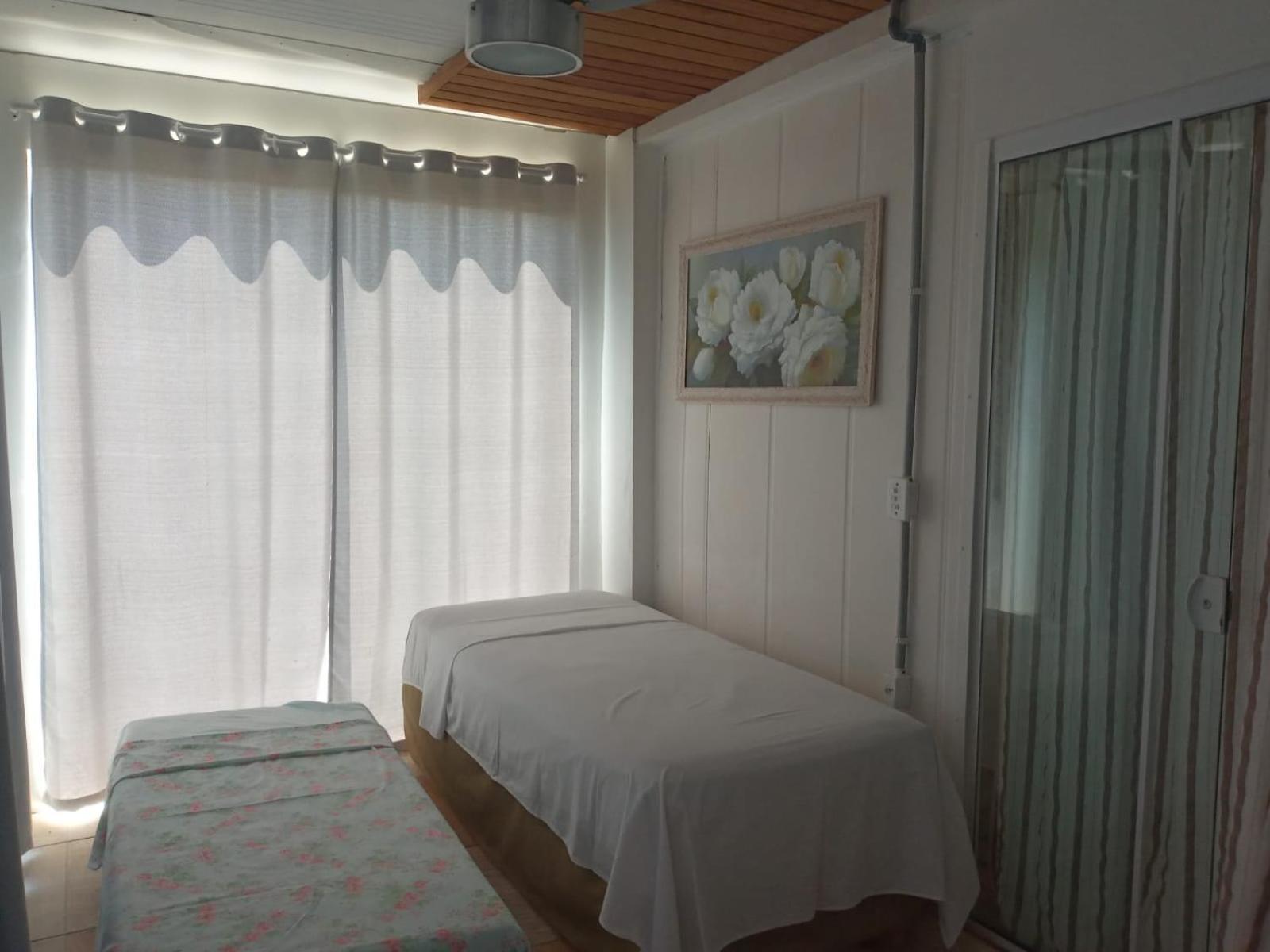 Pousada Jolie Maison Sao Francisco do Sul Phòng bức ảnh